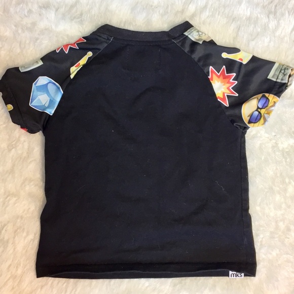 {3/$25} Bundle of two 12 month tee shirts - Picture 6 of 7